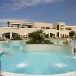 אתר נופש Vivosa Apulia 4*
