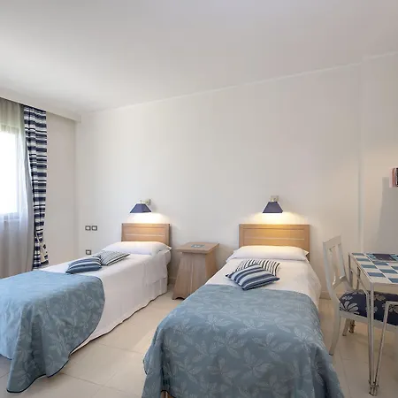 Vivosa Apulia منتجع أُجينتو