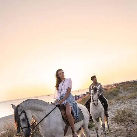 منتجع Vivosa Apulia 4*