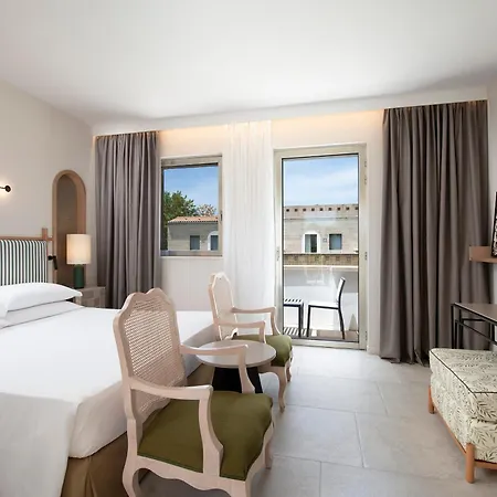 Vivosa Apulia 4* ウジェント