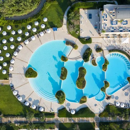 Üdülőközpont Vivosa Apulia 4*